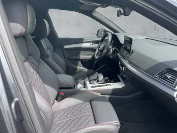 AUDI Q5 Sportback 55 TFSIe S-LINE Faruri MATRIX