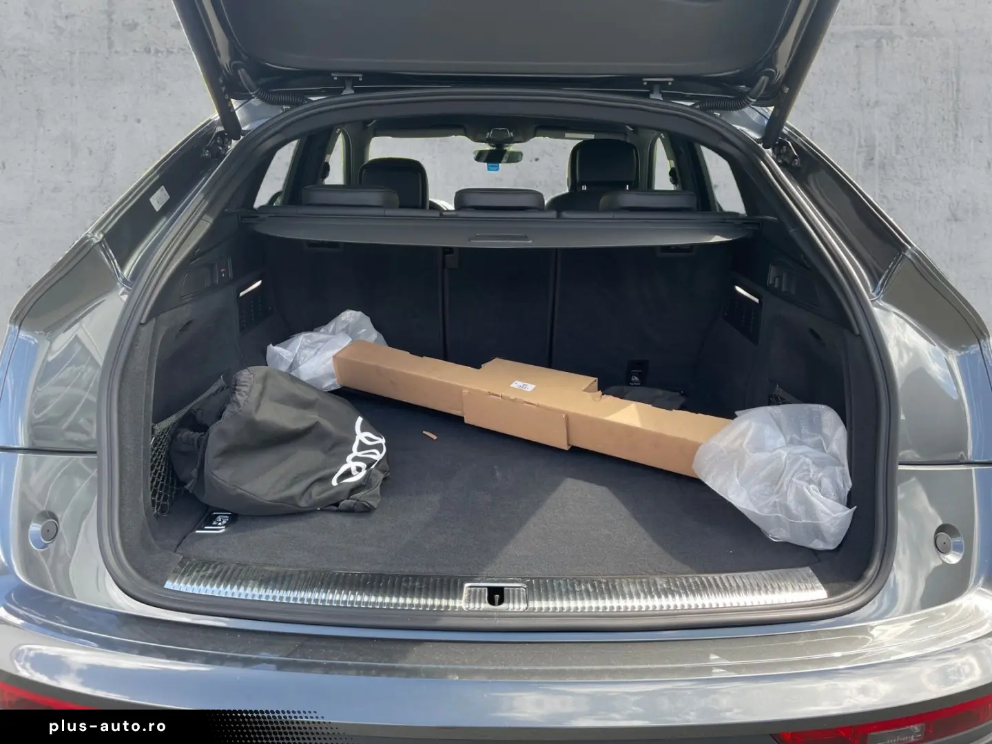 AUDI Q5 Sportback 55 TFSIe S-LINE Faruri MATRIX