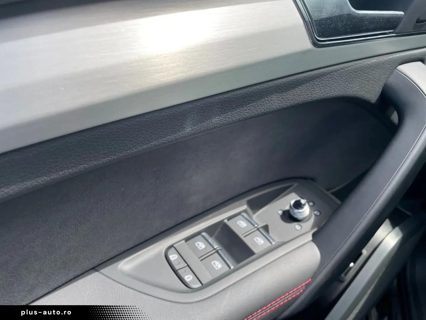 AUDI Q5 Sportback 55 TFSIe S-LINE Faruri MATRIX