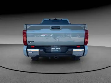 TOYOTA Tundra  DC SR mit Differenzialsperre 4x4