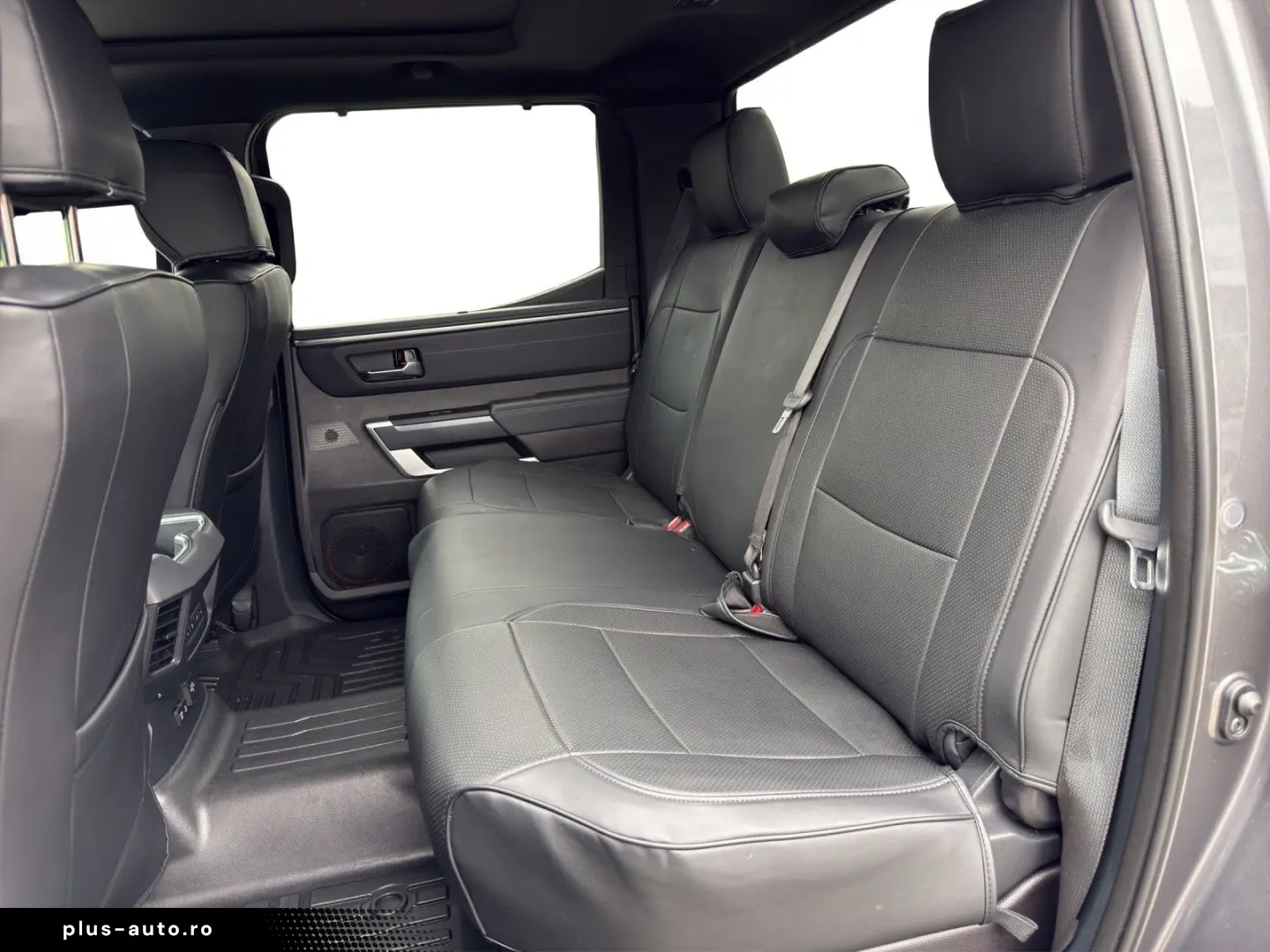 TOYOTA Tundra Crew Cab 4x4 Platinum 3 5 Hybrid