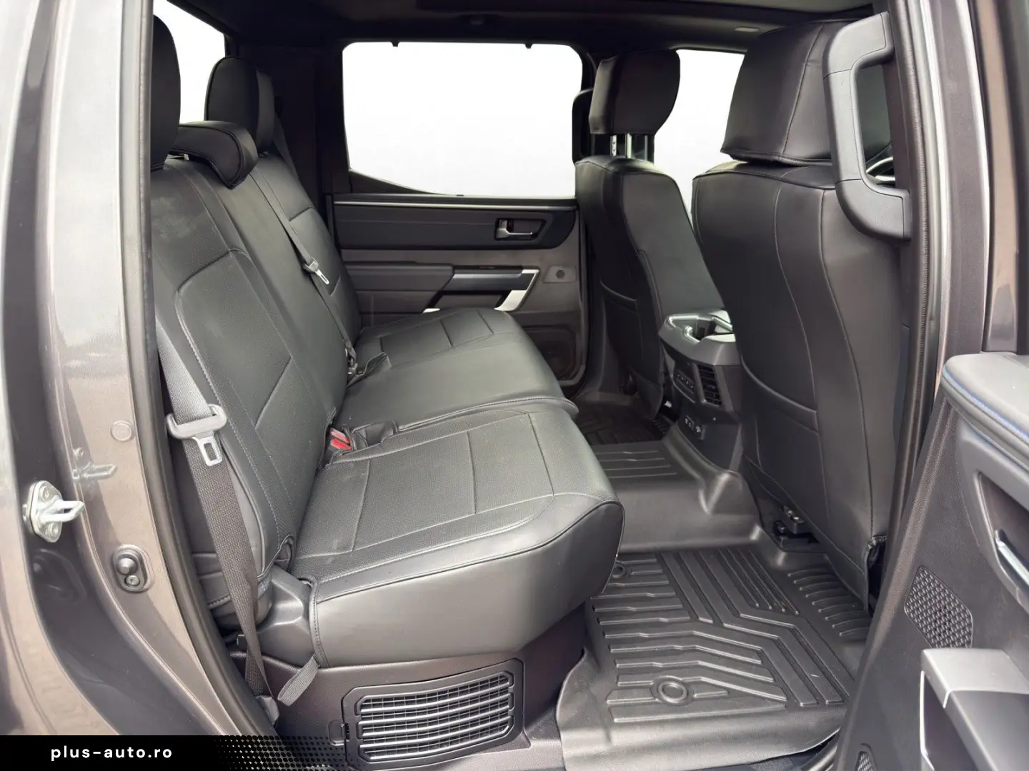 TOYOTA Tundra Crew Cab 4x4 Platinum 3 5 Hybrid