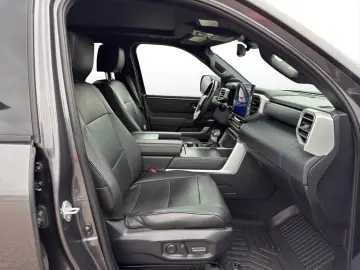 TOYOTA Tundra Crew Cab 4x4 Platinum 3 5 Hybrid
