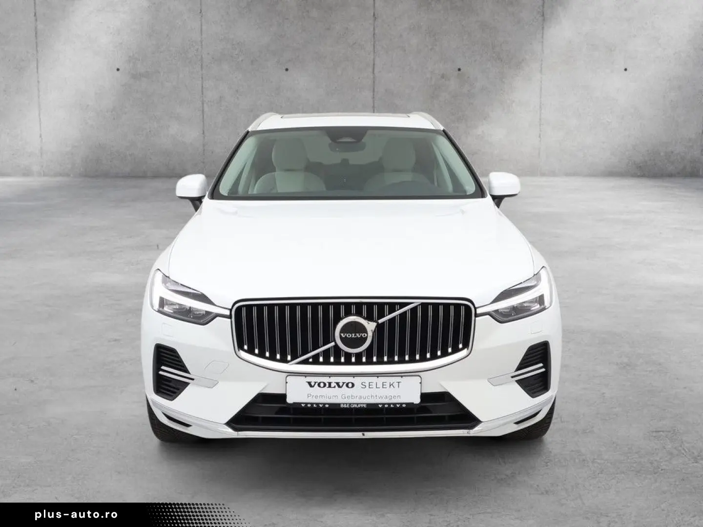VOLVO XC60 T8 Core Recharge Plug-In Hybrid AWD PDC LED