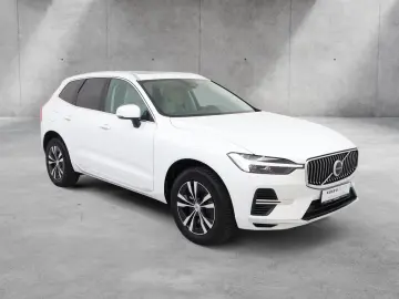 VOLVO XC60 T8 Core Recharge Plug-In Hybrid AWD PDC LED