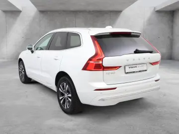 VOLVO XC60 T8 Core Recharge Plug-In Hybrid AWD PDC LED