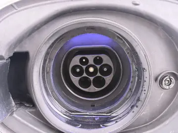VOLVO XC60 T8 Core Recharge Plug-In Hybrid AWD PDC LED