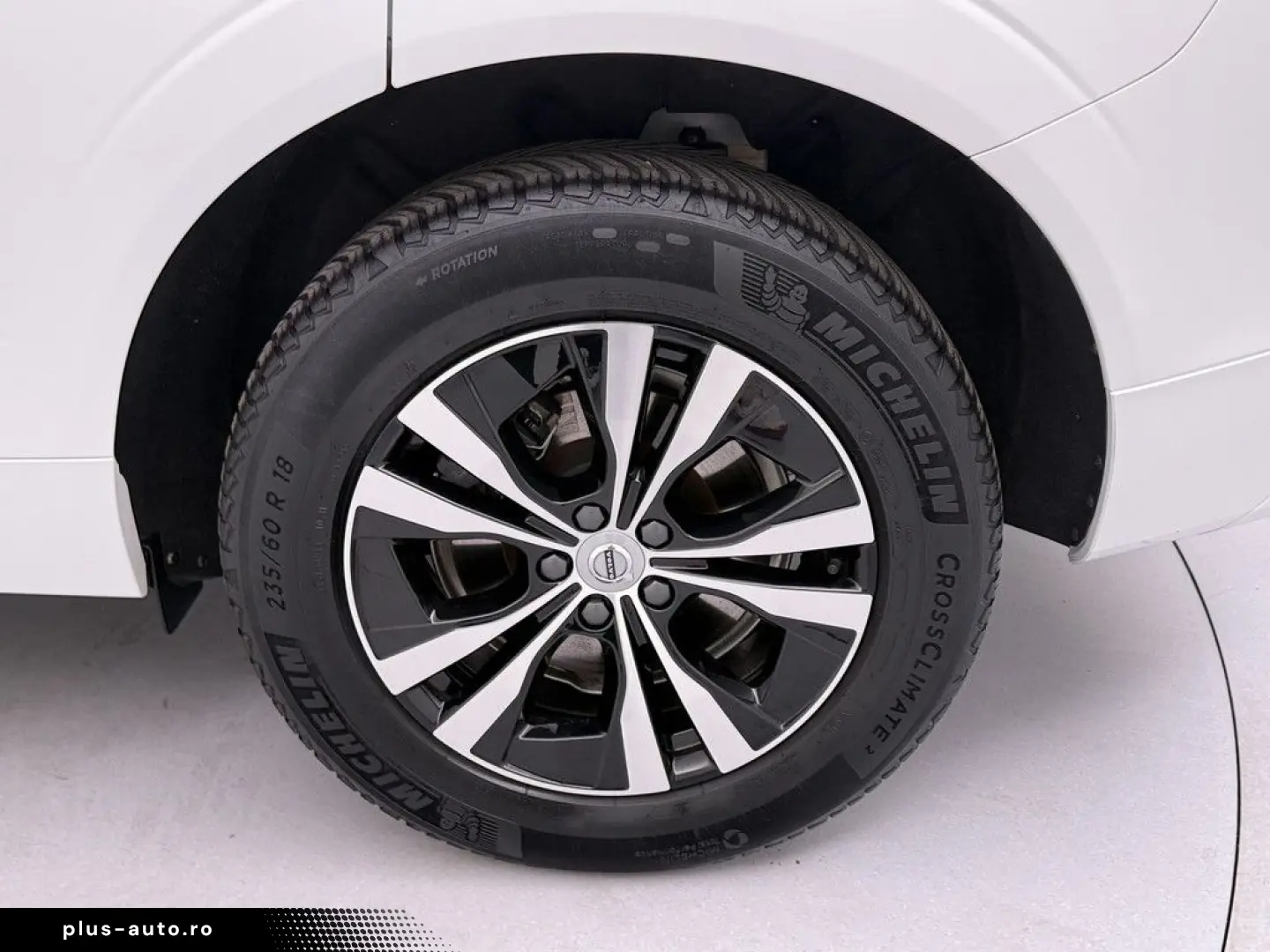 VOLVO XC60 T8 Core Recharge Plug-In Hybrid AWD PDC LED