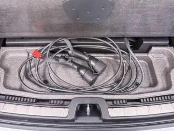 VOLVO XC60 T8 Core Recharge Plug-In Hybrid AWD PDC LED