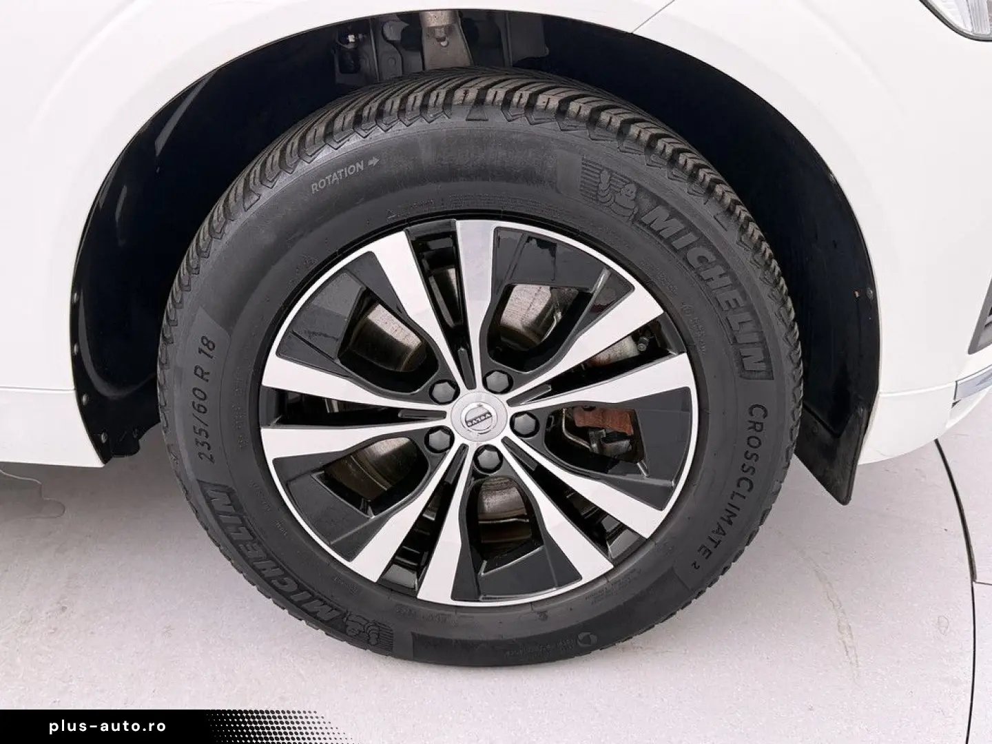 VOLVO XC60 T8 Core Recharge Plug-In Hybrid AWD PDC LED