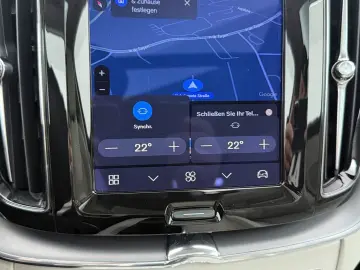 VOLVO XC60 T8 Core Recharge Plug-In Hybrid AWD PDC LED