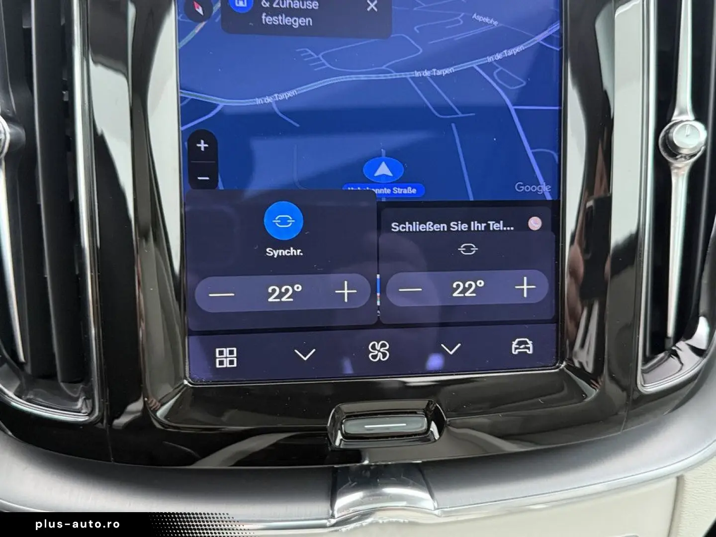 VOLVO XC60 T8 Core Recharge Plug-In Hybrid AWD PDC LED