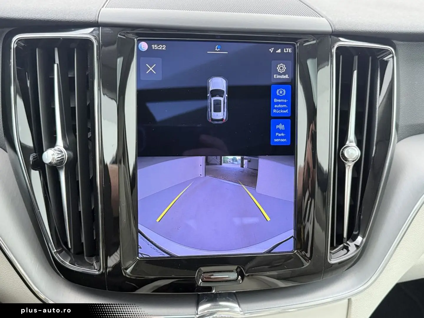 VOLVO XC60 T8 Core Recharge Plug-In Hybrid AWD PDC LED