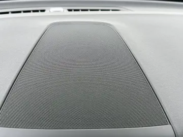 VOLVO XC60 T8 Core Recharge Plug-In Hybrid AWD PDC LED