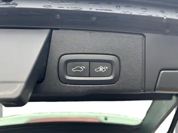 VOLVO XC 60 XC60 Core Recharge Plug-In Hybrid AWD ABS