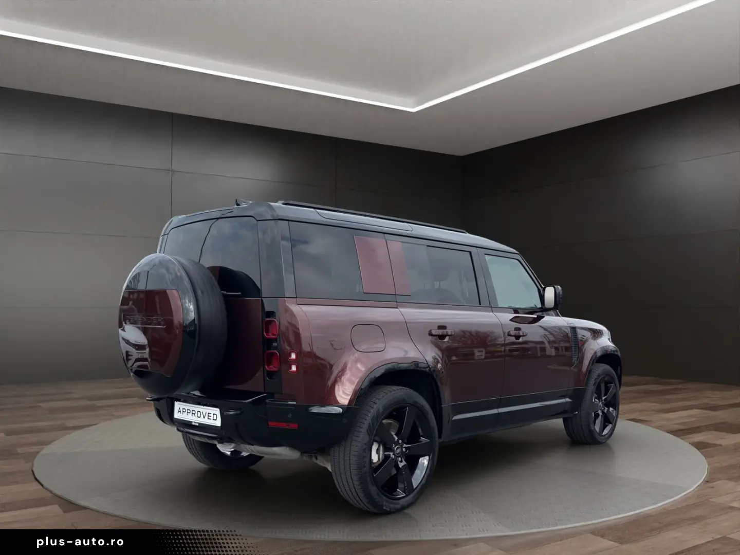 LAND ROVER Defender 110 D300 Sedona Red Edition