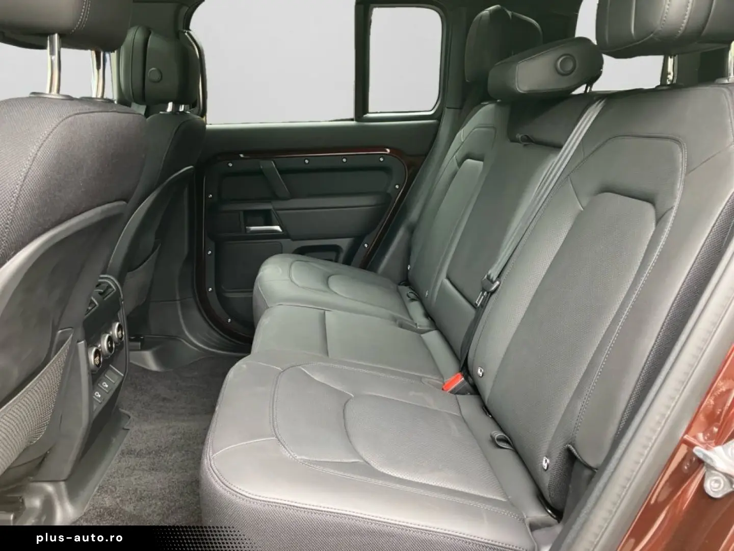 LAND ROVER Defender 110 3.0 Diesel D300 Sedona 22KW ILS