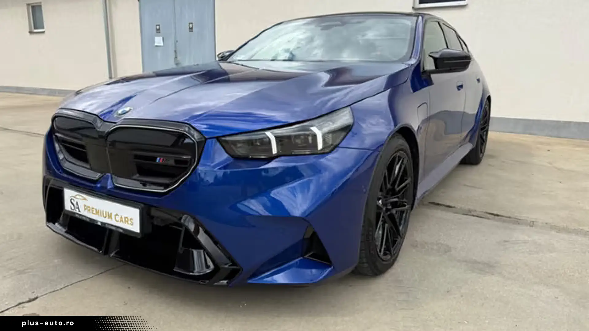 BMW M5 360 DR ASS PROFF PANORAMIC ROOF