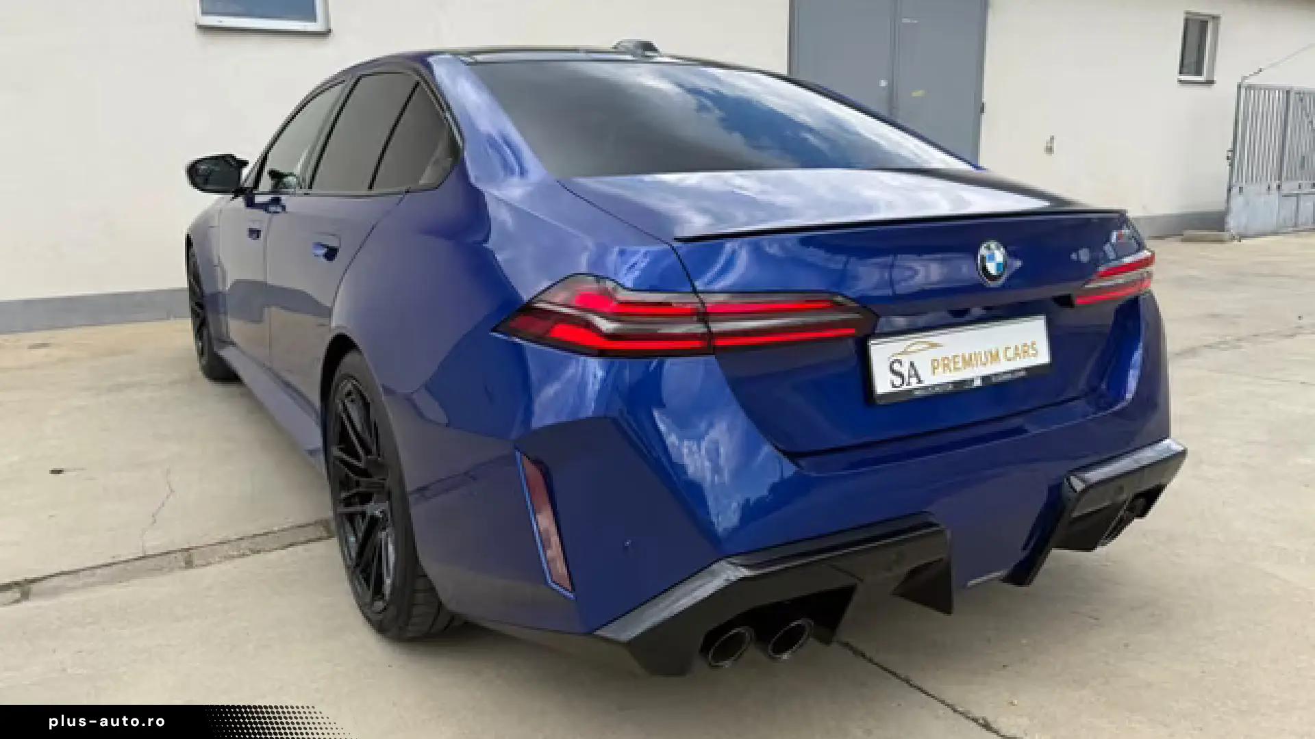 BMW M5 360 DR ASS PROFF PANORAMIC ROOF