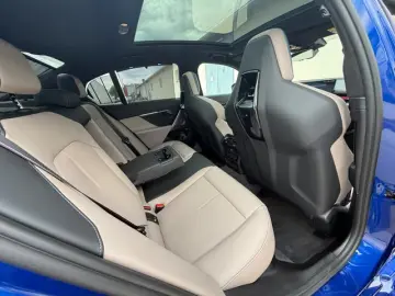 BMW M5 360 DR ASS PROFF PANORAMIC ROOF
