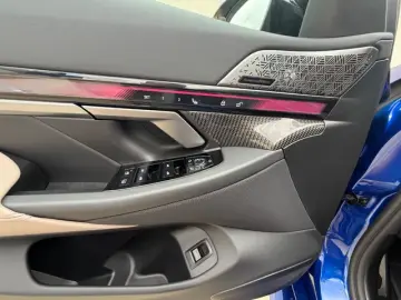 BMW M5 360 DR ASS PROFF PANORAMIC ROOF