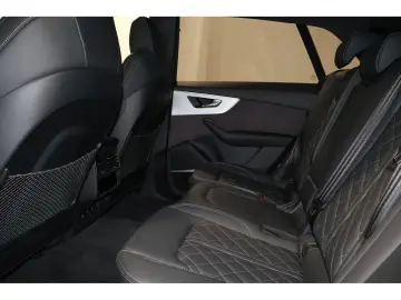 AUDI Q8 50 TDI quattro 2xS line UPE120 Laser Pano B&O