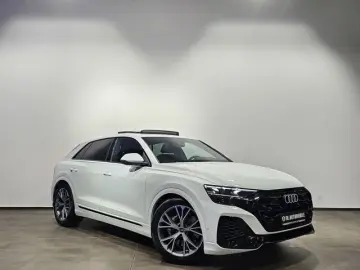 AUDI Q8 55 TFSI e S Line