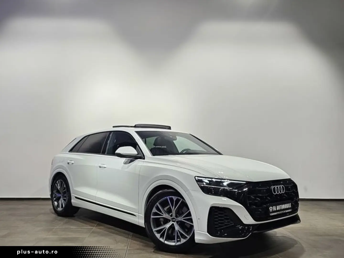 AUDI Q8 55 TFSI e S Line