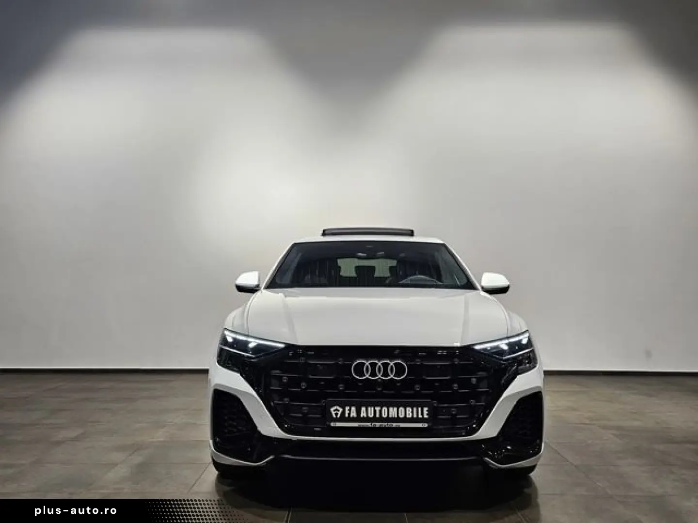 AUDI Q8 55 TFSI e S Line