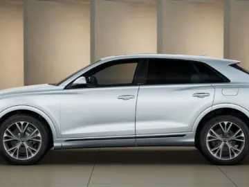 AUDI Q8 SUV TFSI e quattro S line