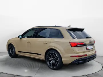 AUDI Q7 50 TDI q. Tiptr. S-Line  AHK  Pano  Allradlen