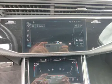 AUDI Q7 50 TDI q. Tiptr. S-Line  AHK  Pano  Allradlen