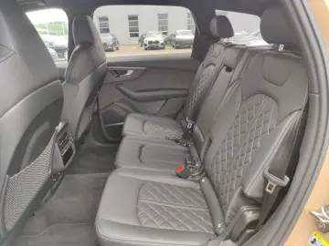 AUDI Q7 50 TDI q. Tiptr. S-Line  AHK  Pano  Allradlen