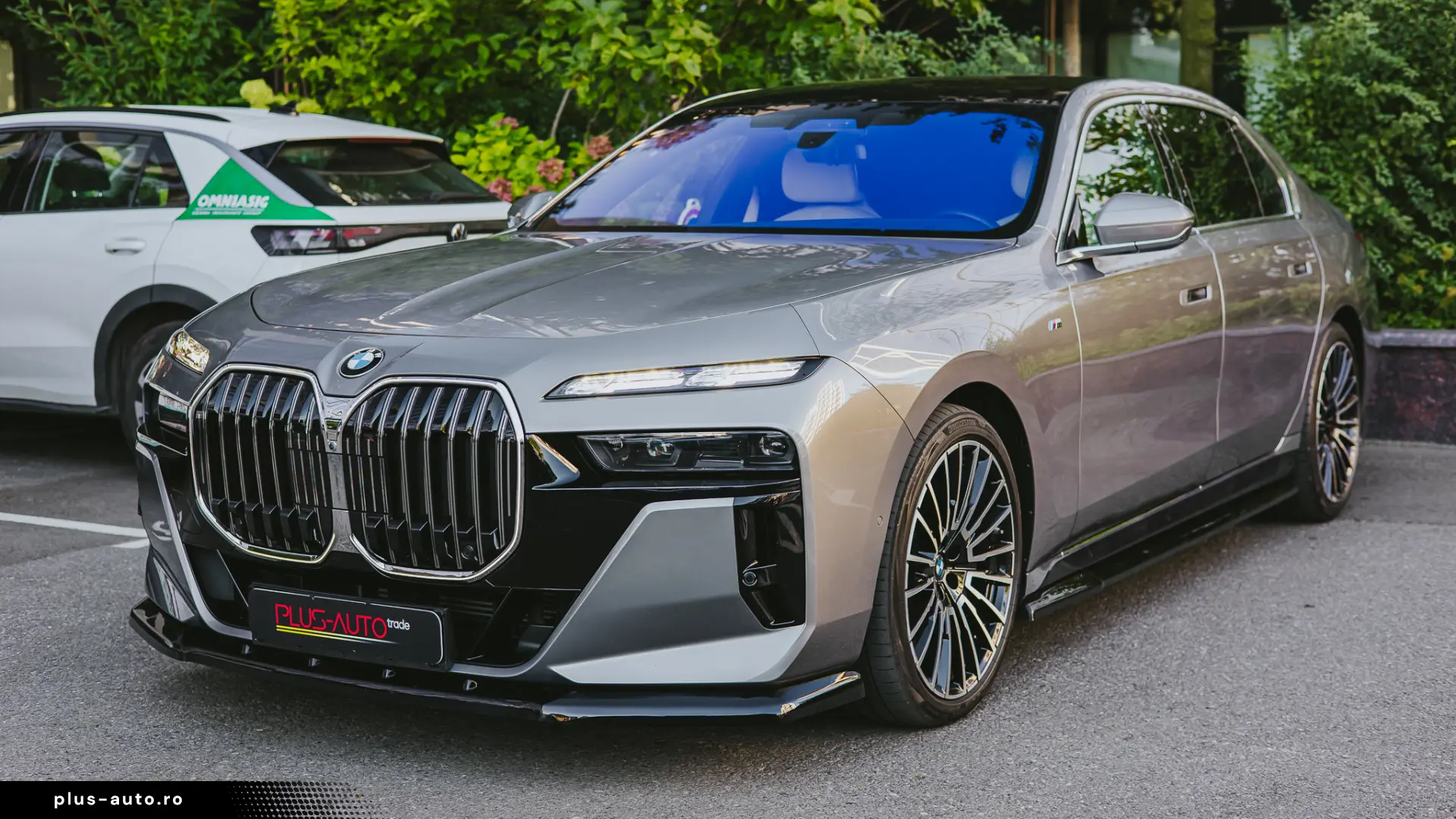 BMW 740d xDrive - oxide grey