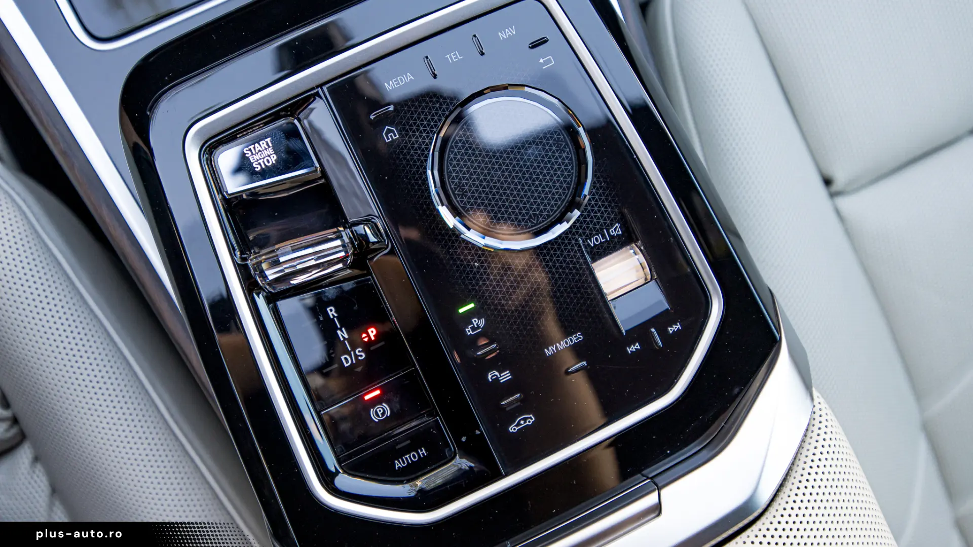 BMW 740d xDrive - oxide grey