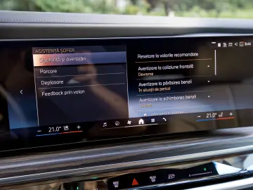 BMW 740d xDrive - oxide grey