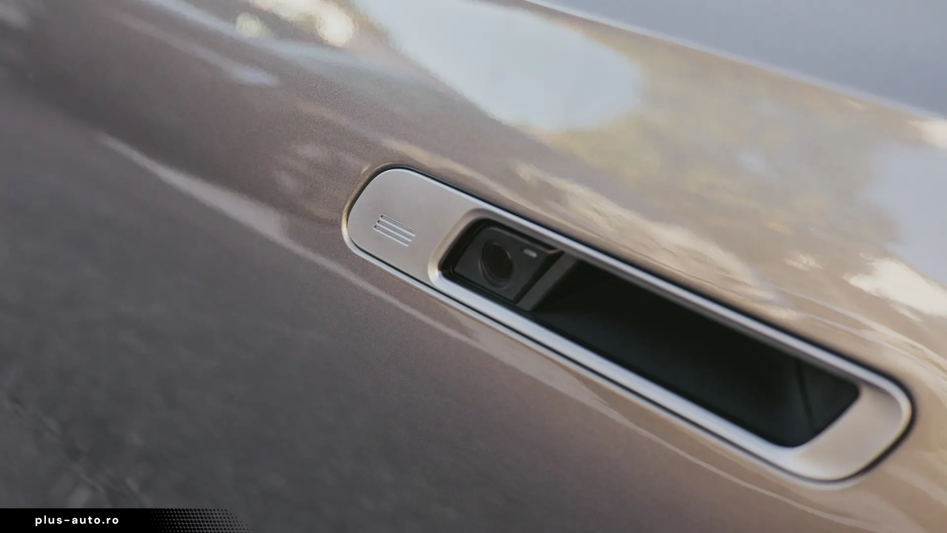 BMW 740d xDrive - oxide grey