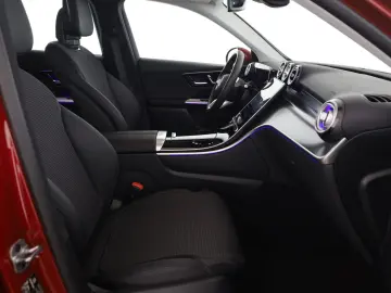 MERCEDES-BENZ GLC 200 4M Avantgarde Premium Pano StandHz 360