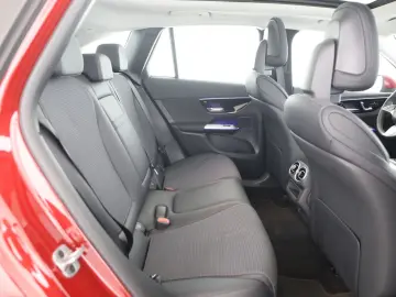 MERCEDES-BENZ GLC 200 4M Avantgarde Premium Pano StandHz 360