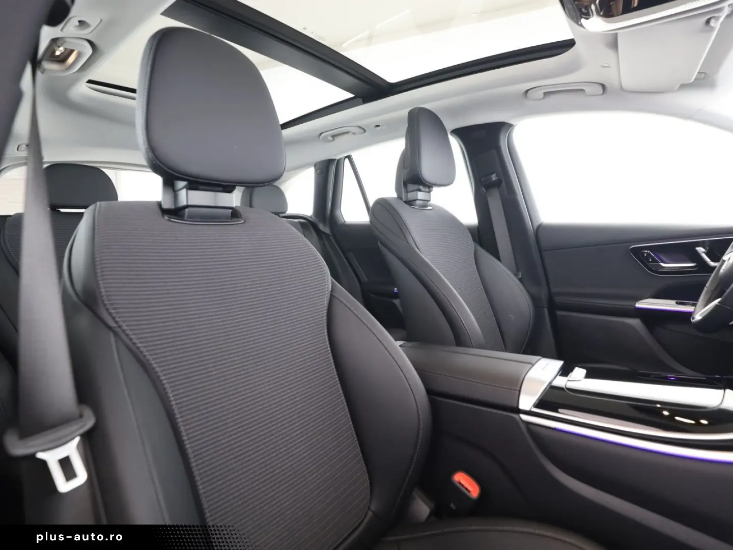 MERCEDES-BENZ GLC 200 4M Avantgarde Premium Pano StandHz 360