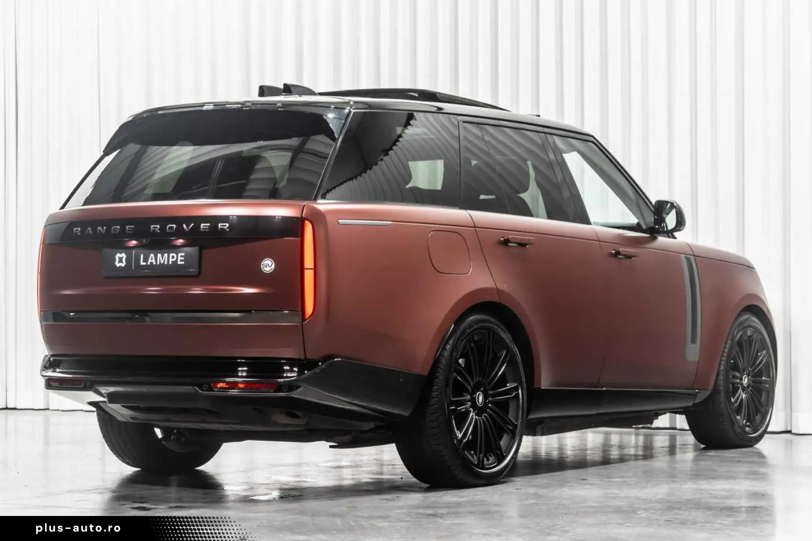 LAND ROVER Range Rover P550e SV Sunrise Copper Satin Execut