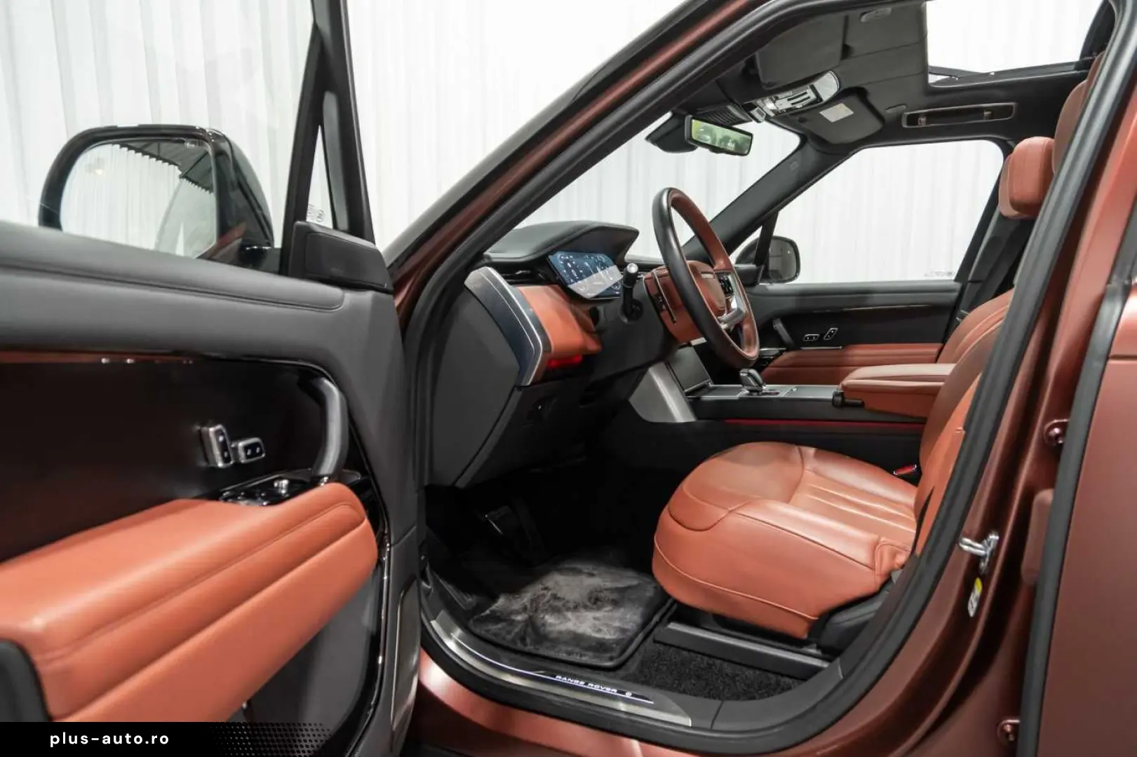 LAND ROVER Range Rover P550e SV Sunrise Copper Satin Execut