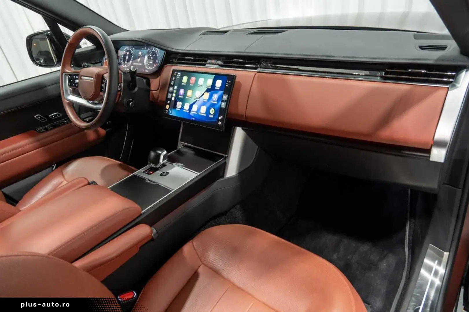 LAND ROVER Range Rover P550e SV Sunrise Copper Satin Execut