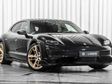 PORSCHE Taycan 4S Cross Turismo Pano BOSE SportChrono Ke