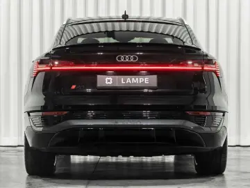 AUDI Q8 e-tron Sportback 55 Quattro Advanced Luchtver