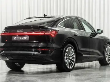 AUDI Q8 e-tron Sportback 55 Quattro Advanced Luchtver