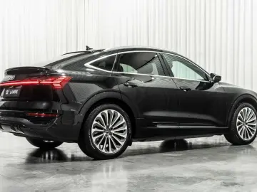 AUDI Q8 e-tron Sportback 55 Quattro Advanced Luchtver