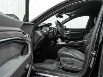 AUDI Q8 e-tron Sportback 55 Quattro Advanced Luchtver
