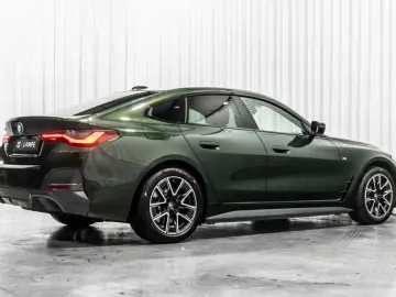 BMW i4 eDrive40 Gran Coupé M Sport Sanremo Groen