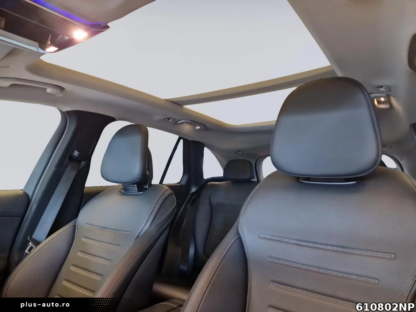 MERCEDES-BENZ GLC 300 e AMG Night Distronic Pano Digital 360